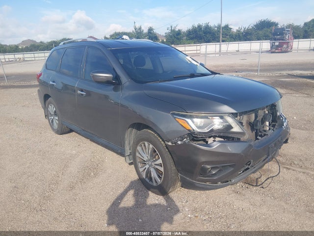 2019 NISSAN PATHFINDE S