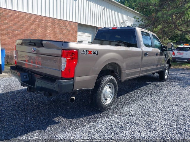 صورة 4 لـ 2022 FORD F-250