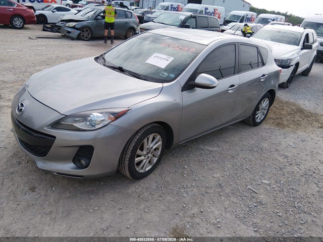 صورة 2 لـ 2013 Mazda MAZDA3 I GRAND TOURING