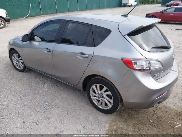 صورة 3 لـ 2013 Mazda MAZDA3 I GRAND TOURING