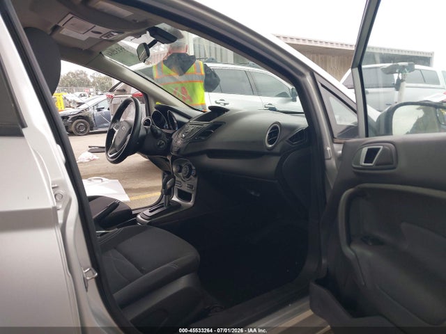 صورة 5 لـ 2015 FORD FIESTA SE