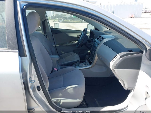 2011 Toyota COROLLA LE 照片 5