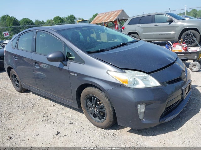 2013 TOYOTA PRIUS TWO