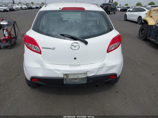 2014 Mazda MAZDA2 SPORT — миниатюра 12