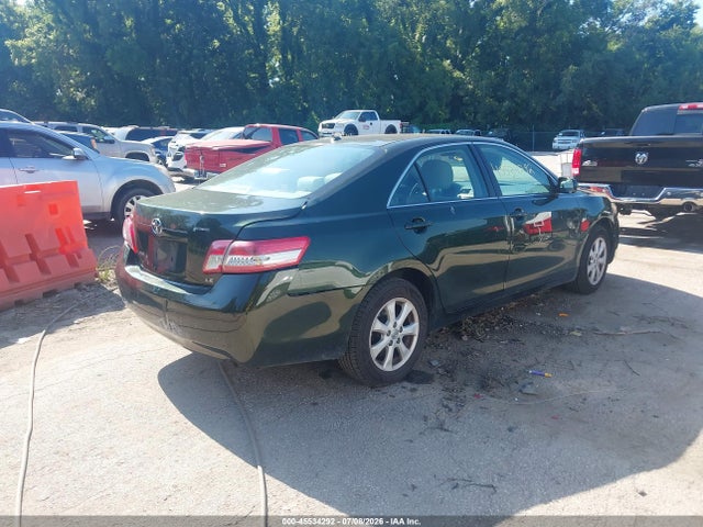 صورة 4 لـ 2010 Toyota CAMRY LE