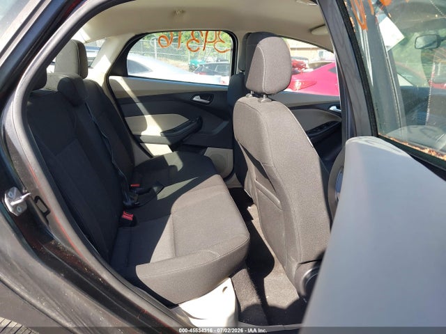 صورة 8 لـ 2018 FORD FOCUS SE