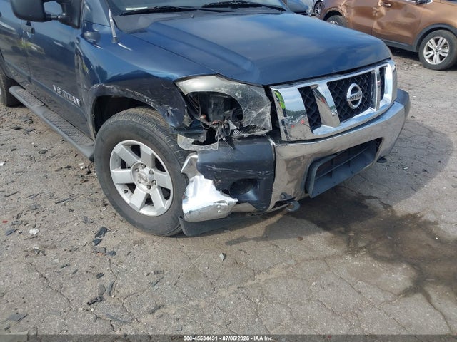 2015 Nissan TITAN SV — миниатюра 6