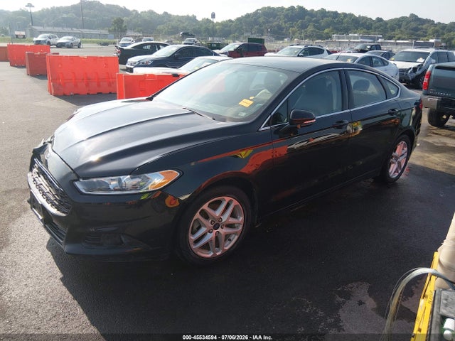 2015 FORD FUSION SE 照片 2