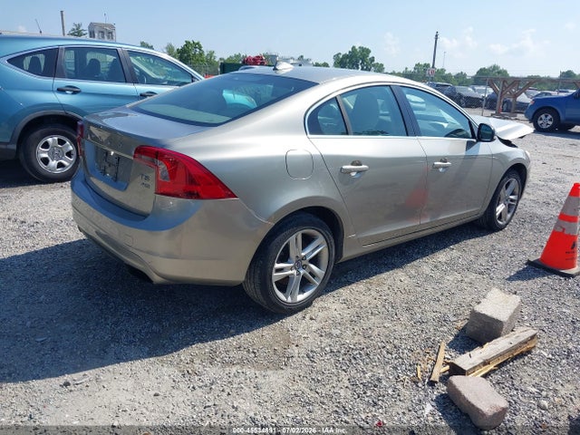 صورة 4 لـ 2014 Volvo S60 T5