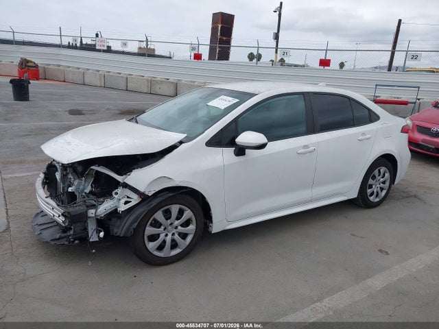صورة 2 لـ 2021 Toyota COROLLA LE