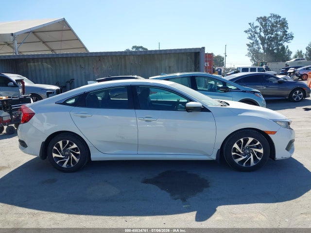صورة مصغرة 14 لـ 2017 Honda CIVIC EX