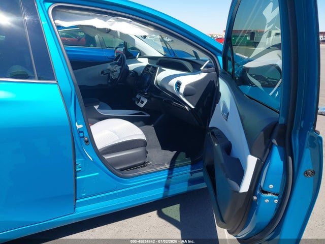 صورة 5 لـ 2019 Toyota PRIUS PRIME PLUS