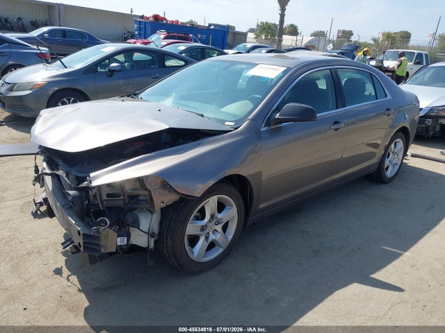 2012 Chevrolet MALIBU LS 照片 2