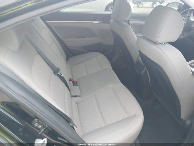 2020 Hyundai ELANTRA SEL 照片 8
