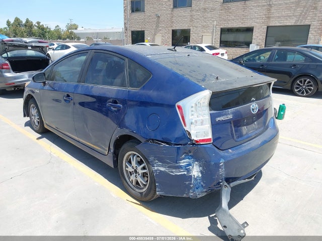 صورة 6 لـ 2010 Toyota PRIUS III