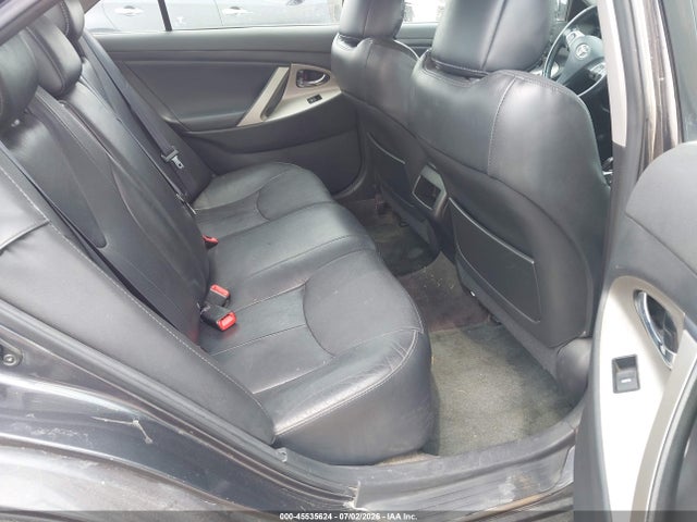 2010 Toyota CAMRY SE 照片 8