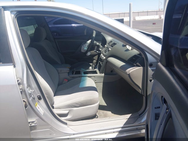 صورة 5 لـ 2011 Toyota CAMRY LE