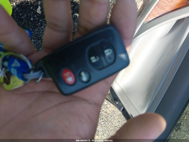 صورة مصغرة 11 لـ 2011 Toyota CAMRY XLE