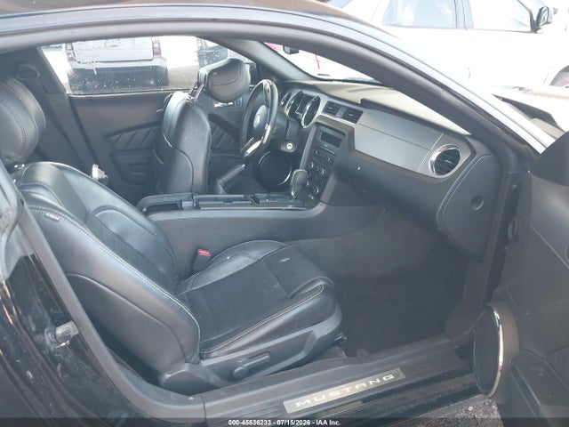 صورة 5 لـ 2014 FORD MUSTANG V6 PREMIUM