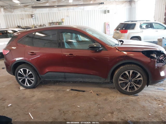 2021 FORD ESCAPE SE 13