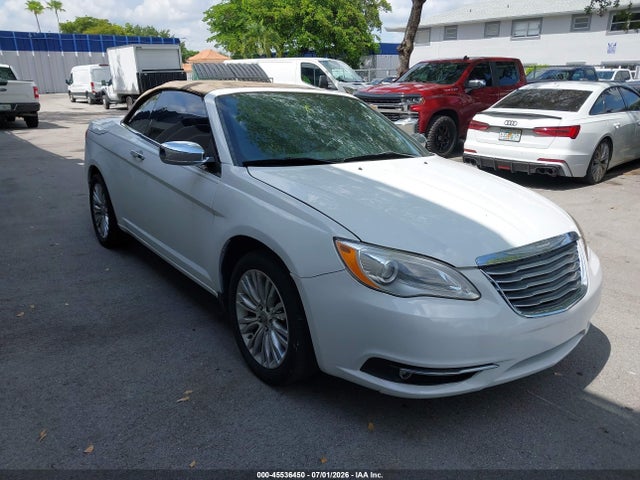 صورة 1 لـ 2014 Chrysler 200 LIMITED
