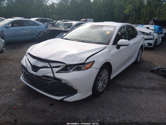 2020 TOYOTA CAMRY LE 2