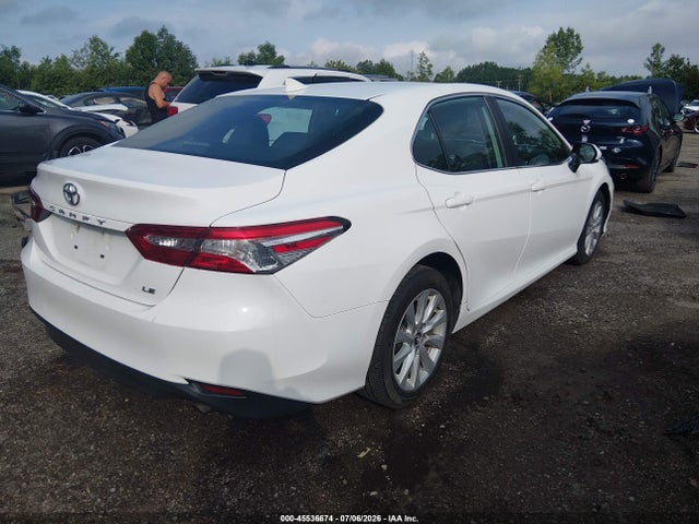 2020 TOYOTA CAMRY LE 4