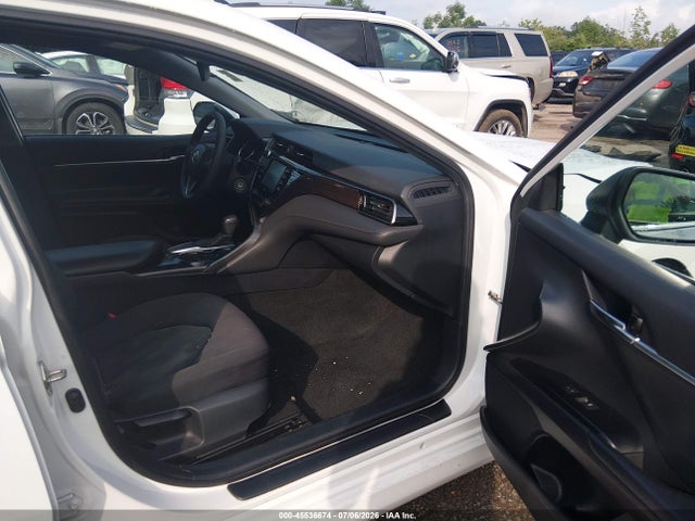 2020 TOYOTA CAMRY LE 5