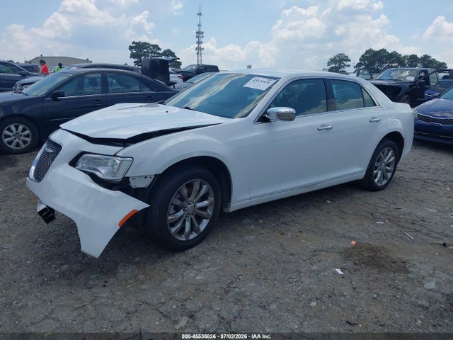 2019 Chrysler 300 LIMITED AWD — фото 2