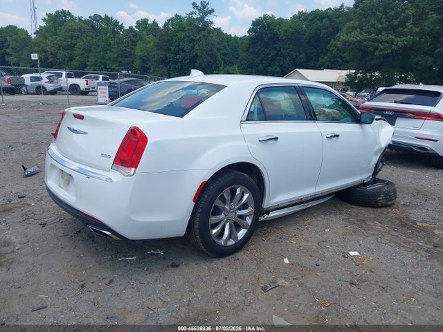 2019 Chrysler 300 LIMITED AWD — фото 4