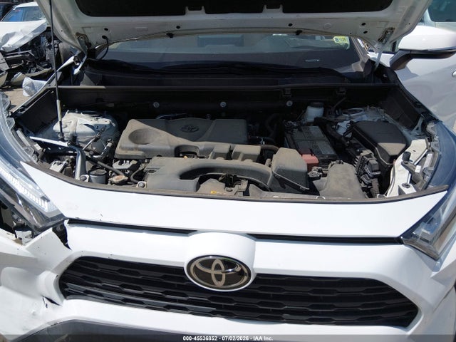 2023 TOYOTA RAV4 XLE 10