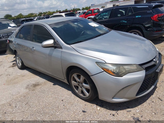 2015 TOYOTA CAMRY LE
