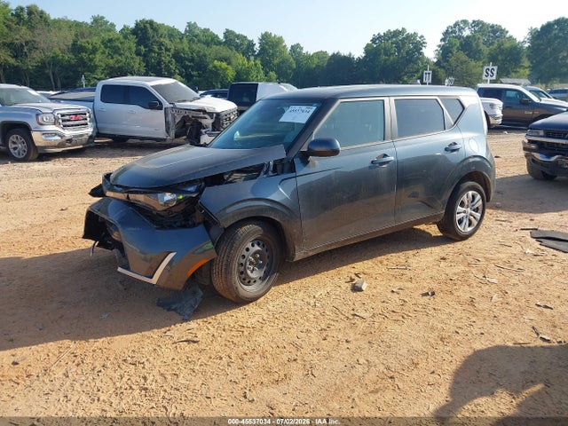 2023 KIA SOUL LX photo 2