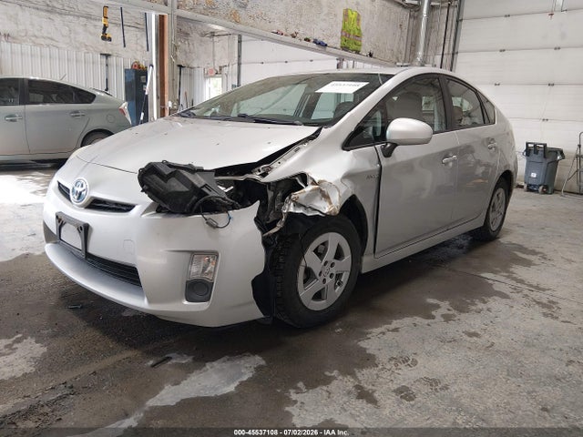 2011 Toyota PRIUS THREE — фото 2