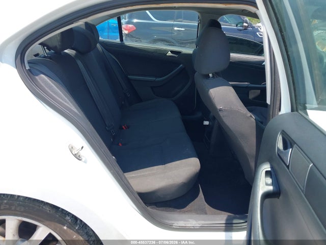 صورة 8 لـ 2016 Volkswagen JETTA 1.4T S