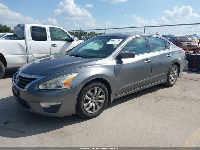 2015 Nissan ALTIMA 2.5 S 照片 2