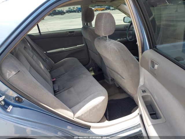 2002 Toyota CAMRY LE 照片 8