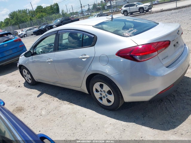 صورة 3 لـ 2017 KIA FORTE LX