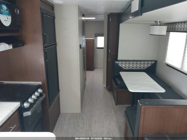 2019 TRACER BREEZE 8