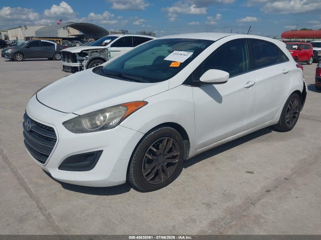صورة 2 لـ 2016 Hyundai ELANTRA GT