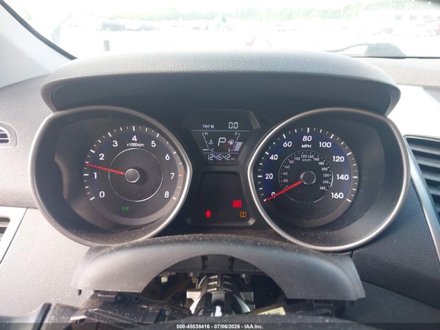 صورة 7 لـ 2014 Hyundai ELANTRA LIMITED