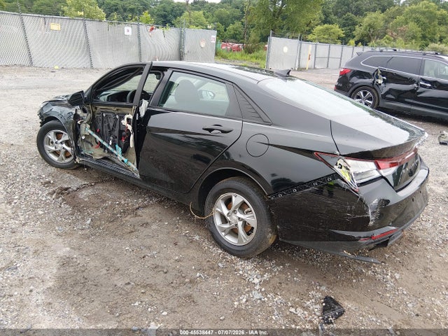 صورة 3 لـ 2023 Hyundai ELANTRA SE