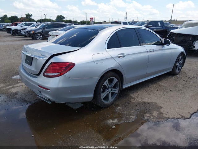 2019 MERCEDES-BENZ E 300 4MATIC 4