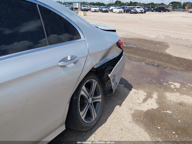 2019 MERCEDES-BENZ E 300 4MATIC 6