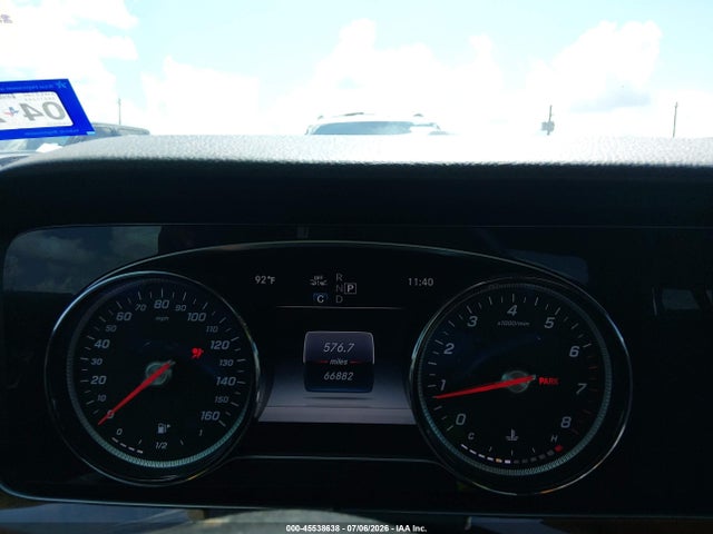 2019 MERCEDES-BENZ E 300 4MATIC 7