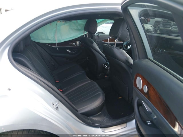 2019 MERCEDES-BENZ E 300 4MATIC 8