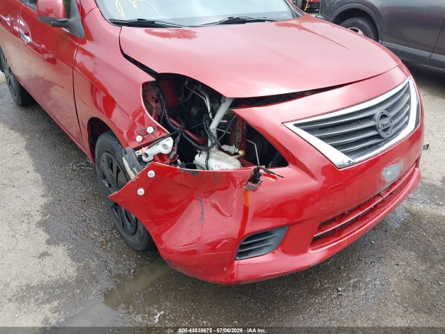 2013 Nissan VERSA 1.6 SV 照片 6