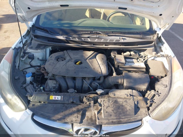 صورة 10 لـ 2013 Hyundai ELANTRA GLS