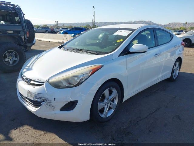 صورة 6 لـ 2013 Hyundai ELANTRA GLS