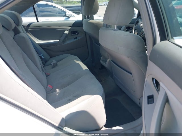 صورة 8 لـ 2009 Toyota CAMRY LE